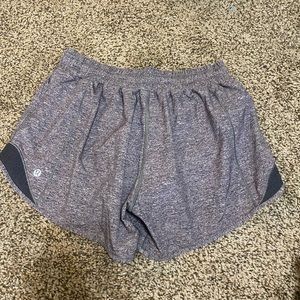 Lululemon Hotty Hot shorts
